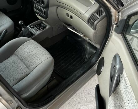 Серый ВАЗ 1119 Калина, объемом двигателя 1.6 л и пробегом 96 тыс. км за 1700 $, фото 7 на Automoto.ua