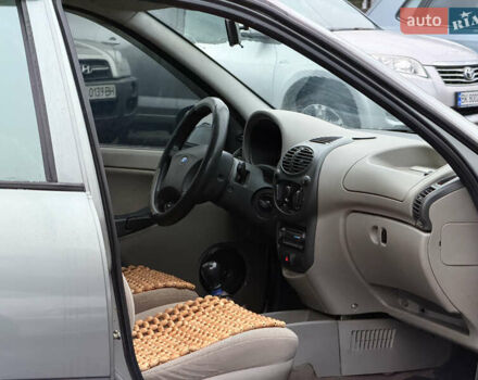 Серый ВАЗ 1119 Калина, объемом двигателя 1.39 л и пробегом 140 тыс. км за 2499 $, фото 16 на Automoto.ua