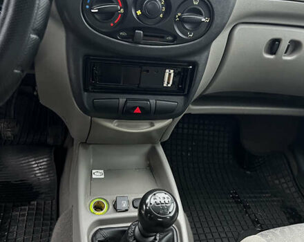 Серый ВАЗ 1119 Калина, объемом двигателя 1.4 л и пробегом 64 тыс. км за 2999 $, фото 14 на Automoto.ua