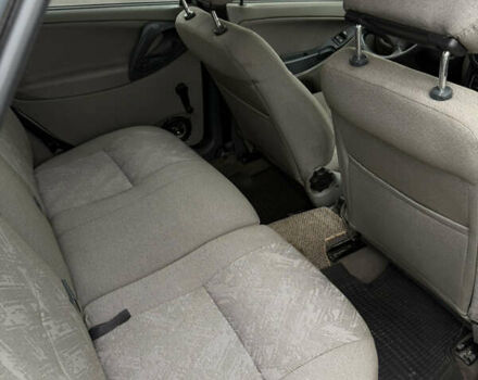 Серый ВАЗ 1119 Калина, объемом двигателя 1.39 л и пробегом 90 тыс. км за 2700 $, фото 9 на Automoto.ua