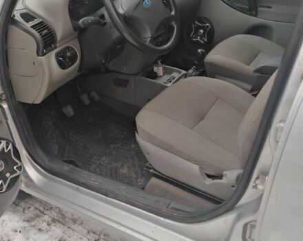 Сірий ВАЗ 1119 Калина, об'ємом двигуна 1.6 л та пробігом 183 тис. км за 2000 $, фото 5 на Automoto.ua