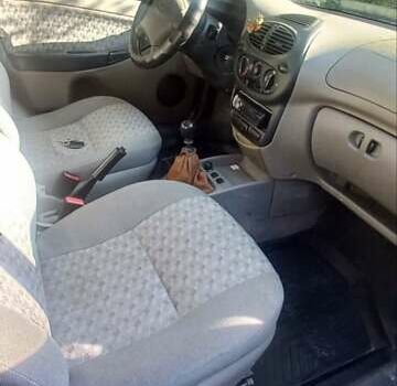 Сірий ВАЗ 1119 Калина, об'ємом двигуна 1.39 л та пробігом 130 тис. км за 2500 $, фото 3 на Automoto.ua