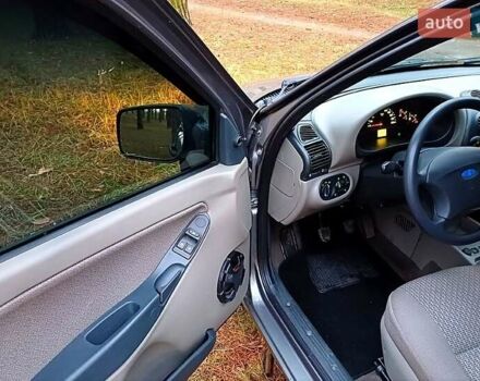 Серый ВАЗ 1119 Калина, объемом двигателя 1.6 л и пробегом 116 тыс. км за 3500 $, фото 3 на Automoto.ua