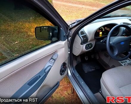 Сірий ВАЗ 1119 Калина, об'ємом двигуна 1.6 л та пробігом 116 тис. км за 3500 $, фото 4 на Automoto.ua