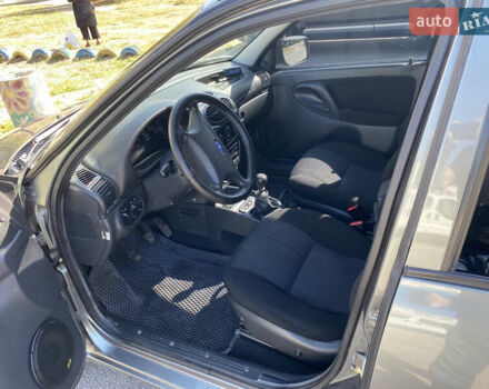 ВАЗ 1119 Калина 2011 у Запоріжжя на Automoto.ua Сірий ВАЗ 1119 Калина, об'ємом двигуна 1.39 л та пробігом 96 тис. км за 3000 $, фото 4 на Automoto.ua