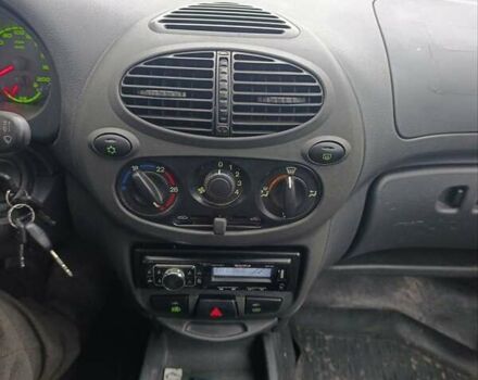 Серый ВАЗ 1119 Калина, объемом двигателя 1.6 л и пробегом 143 тыс. км за 2000 $, фото 2 на Automoto.ua