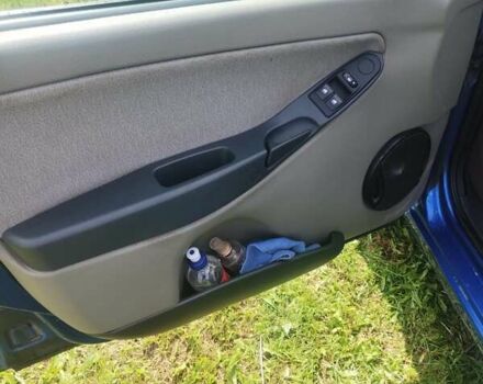 Синий ВАЗ 1119 Калина, объемом двигателя 1.6 л и пробегом 128 тыс. км за 2000 $, фото 5 на Automoto.ua