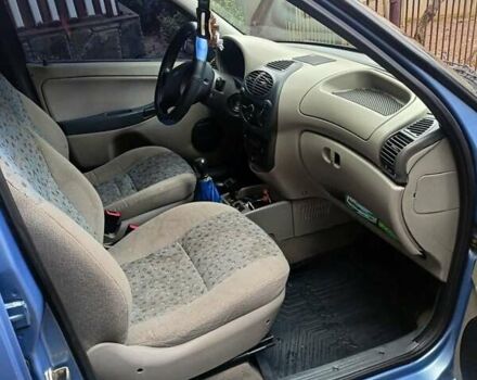 Синий ВАЗ 1119 Калина, объемом двигателя 1.6 л и пробегом 194 тыс. км за 2100 $, фото 9 на Automoto.ua