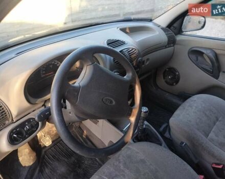 Синий ВАЗ 1119 Калина, объемом двигателя 1.6 л и пробегом 375 тыс. км за 1999 $, фото 6 на Automoto.ua