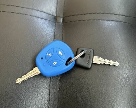 Синий ВАЗ 1119 Калина, объемом двигателя 1.6 л и пробегом 122 тыс. км за 2399 $, фото 15 на Automoto.ua