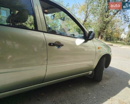 Зелений ВАЗ 1119 Калина, об'ємом двигуна 1.6 л та пробігом 119 тис. км за 1850 $, фото 3 на Automoto.ua