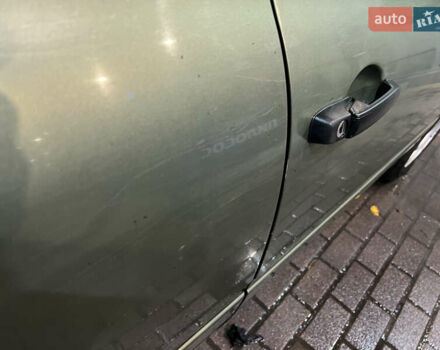 Зелений ВАЗ 1119 Калина, об'ємом двигуна 1.6 л та пробігом 198 тис. км за 2000 $, фото 5 на Automoto.ua