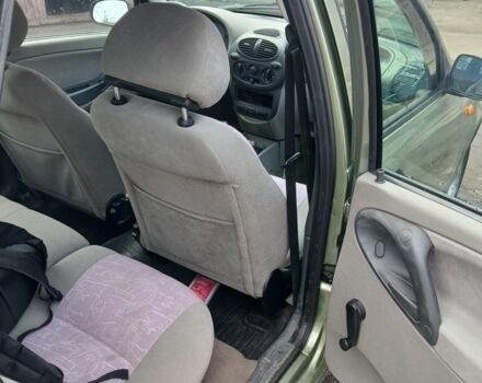 Зелений ВАЗ 1119 Калина, об'ємом двигуна 1.6 л та пробігом 99 тис. км за 2000 $, фото 5 на Automoto.ua