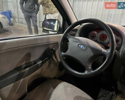 Зелений ВАЗ 1119 Калина, об'ємом двигуна 1.6 л та пробігом 198 тис. км за 2000 $, фото 14 на Automoto.ua