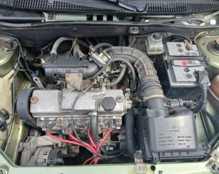 Зелений ВАЗ 1119 Калина, об'ємом двигуна 1.6 л та пробігом 99 тис. км за 2000 $, фото 10 на Automoto.ua