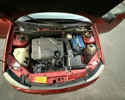 Червоний ВАЗ 1119 Kalina Sport, об'ємом двигуна 1.6 л та пробігом 220 тис. км за 1350 $, фото 6 на Automoto.ua