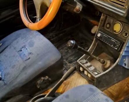 Фіолетовий ВАЗ 1500 S, об'ємом двигуна 1.5 л та пробігом 70 тис. км за 650 $, фото 3 на Automoto.ua