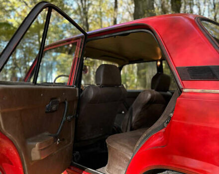 Красный ВАЗ 1500 S, объемом двигателя 1.5 л и пробегом 89 тыс. км за 850 $, фото 6 на Automoto.ua