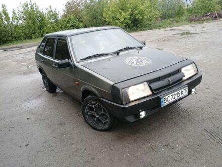 ВАЗ 1922 1990 у Львові на Automoto.ua Сірий ВАЗ 1922, об'ємом двигуна 1.5 л та пробігом 100 тис. км за 604 $, фото 1 на Automoto.ua