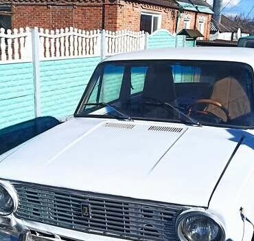 Білий ВАЗ 2101, об'ємом двигуна 0 л та пробігом 300 тис. км за 650 $, фото 7 на Automoto.ua