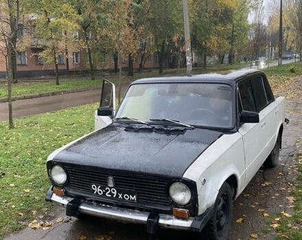 Білий ВАЗ 2101, об'ємом двигуна 1.3 л та пробігом 100 тис. км за 370 $, фото 2 на Automoto.ua