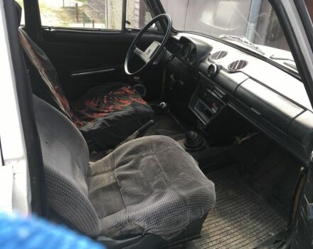 Белый ВАЗ 2101, объемом двигателя 1.45 л и пробегом 200 тыс. км за 523 $, фото 3 на Automoto.ua