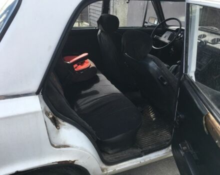 Белый ВАЗ 2101, объемом двигателя 1.45 л и пробегом 200 тыс. км за 523 $, фото 4 на Automoto.ua