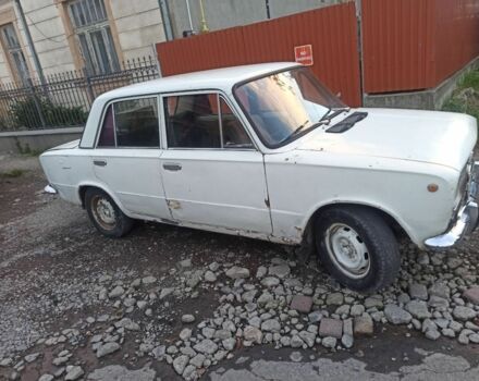 Белый ВАЗ 2101, объемом двигателя 1 л и пробегом 800 тыс. км за 325 $, фото 4 на Automoto.ua