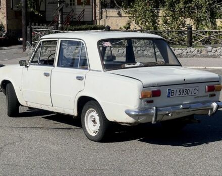 ВАЗ 2101 1974 в Славутиче на Automoto.ua Белый ВАЗ 2101, объемом двигателя 1.2 л и пробегом 140 тыс. км за 500 $, фото 1 на Automoto.ua