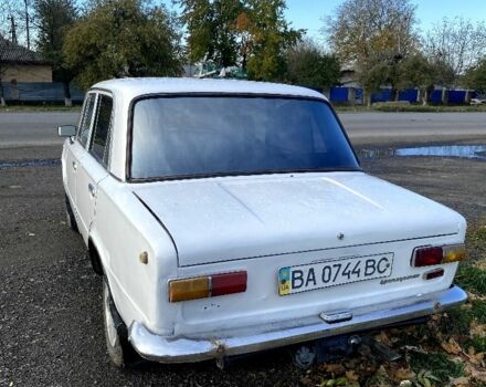 ВАЗ 2101 1974 в Гайвороне на Automoto.ua Белый ВАЗ 2101, объемом двигателя 1.2 л и пробегом 10 тыс. км за 476 $, фото 2 на Automoto.ua