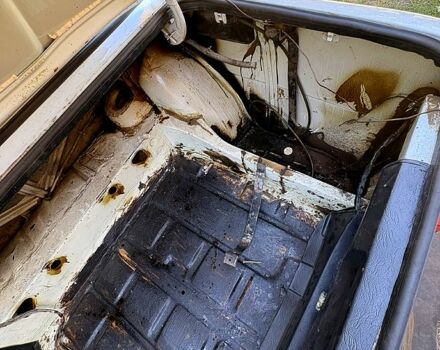 Белый ВАЗ 2101, объемом двигателя 1.3 л и пробегом 73 тыс. км за 950 $, фото 5 на Automoto.ua