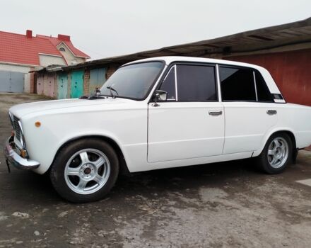 Белый ВАЗ 2101, объемом двигателя 1.3 л и пробегом 888 тыс. км за 1350 $, фото 3 на Automoto.ua