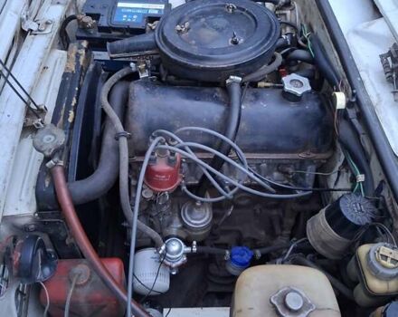 Белый ВАЗ 2101, объемом двигателя 1.29 л и пробегом 150 тыс. км за 1000 $, фото 5 на Automoto.ua