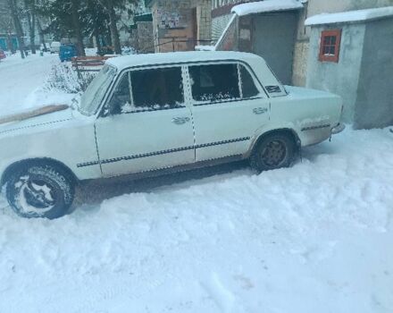 Белый ВАЗ 2101, объемом двигателя 1.3 л и пробегом 300 тыс. км за 800 $, фото 2 на Automoto.ua