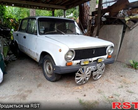 ВАЗ 2101 1976 в Ирпене на Automoto.ua Белый ВАЗ 2101, объемом двигателя 1.2 л и пробегом 0 тыс. км за 225 $, фото 3 на Automoto.ua