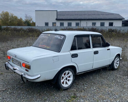 Белый ВАЗ 2101, объемом двигателя 1.2 л и пробегом 40 тыс. км за 1000 $, фото 4 на Automoto.ua