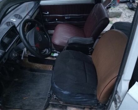 ВАЗ 2101 1977 в Запорожье на Automoto.ua Белый ВАЗ 2101, объемом двигателя 1.3 л и пробегом 300 тыс. км за 500 $, фото 4 на Automoto.ua