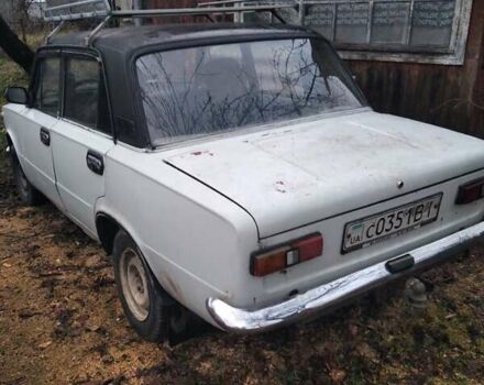 ВАЗ 2101 1978 в Полонном на Automoto.ua Белый ВАЗ 2101, объемом двигателя 1.2 л и пробегом 180 тыс. км за 289 $, фото 1 на Automoto.ua