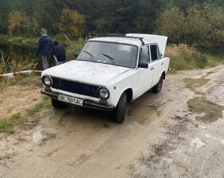 Белый ВАЗ 2101, объемом двигателя 1 л и пробегом 3 тыс. км за 242 $, фото 3 на Automoto.ua