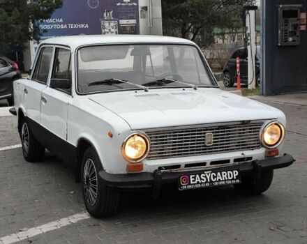 Белый ВАЗ 2101, объемом двигателя 0 л и пробегом 222 тыс. км за 350 $, фото 2 на Automoto.ua