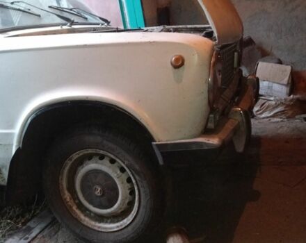 Белый ВАЗ 2101, объемом двигателя 0 л и пробегом 300 тыс. км за 121 $, фото 2 на Automoto.ua