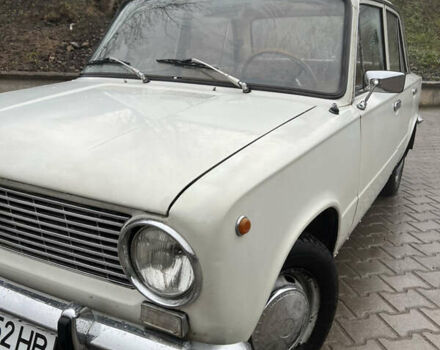 Белый ВАЗ 2101, объемом двигателя 1.2 л и пробегом 33 тыс. км за 777 $, фото 4 на Automoto.ua