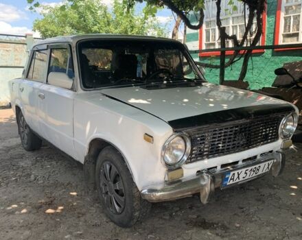 Белый ВАЗ 2101, объемом двигателя 1.3 л и пробегом 225 тыс. км за 400 $, фото 2 на Automoto.ua