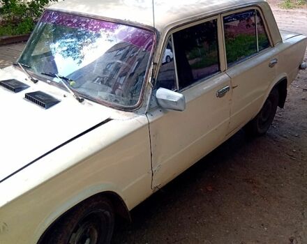 Білий ВАЗ 2101, об'ємом двигуна 1.5 л та пробігом 89 тис. км за 460 $, фото 3 на Automoto.ua