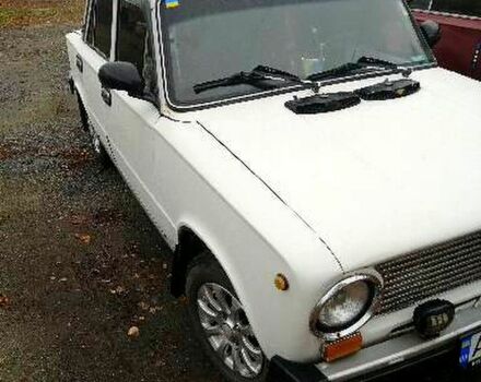 Белый ВАЗ 2101, объемом двигателя 1.2 л и пробегом 80 тыс. км за 1100 $, фото 1 на Automoto.ua