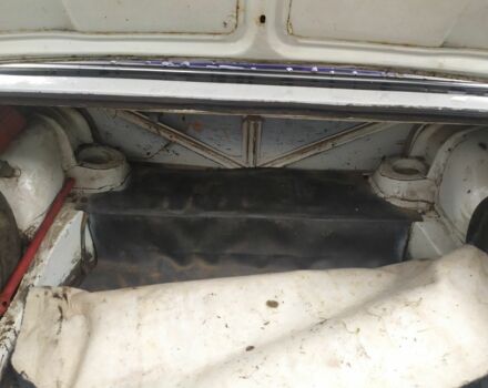 Белый ВАЗ 2101, объемом двигателя 1.5 л и пробегом 333 тыс. км за 550 $, фото 6 на Automoto.ua