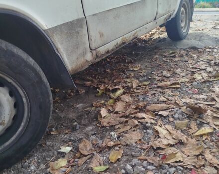 Белый ВАЗ 2101, объемом двигателя 1 л и пробегом 74 тыс. км за 336 $, фото 2 на Automoto.ua