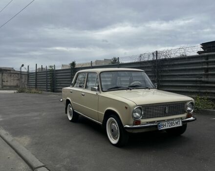 Белый ВАЗ 2101, объемом двигателя 1.2 л и пробегом 350 тыс. км за 850 $, фото 2 на Automoto.ua