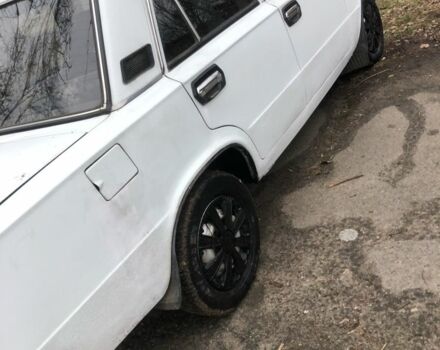 Белый ВАЗ 2101, объемом двигателя 1.2 л и пробегом 3 тыс. км за 357 $, фото 2 на Automoto.ua