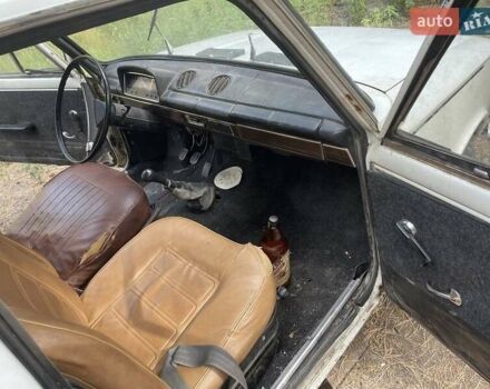 Белый ВАЗ 2101, объемом двигателя 1.5 л и пробегом 499 тыс. км за 313 $, фото 5 на Automoto.ua